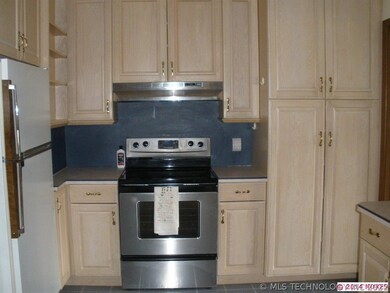 Another view of kitchen.