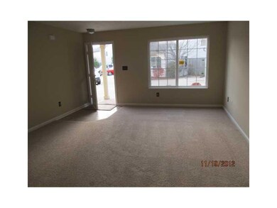 2592 Fraiser Fir Dr, Greenwood, IN 46143 - photo 5