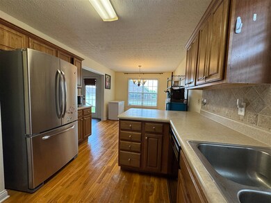 3615 Clear Spring St, Bowling Green, KY 42104 - photo 5