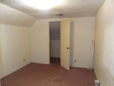 730 W 25th St, Houston, TX 77008 - photo 4