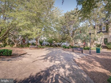 2400 Ridgehampton Ct, Reston, VA 20191 - photo 6