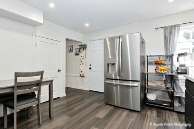 1502 Alexander Ct, Waukegan, IL 60085 - photo 4