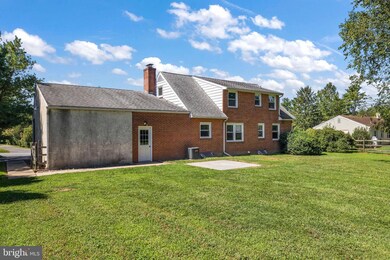 812 Wollaston Rd, Kennett Square, PA 19348 - photo 5