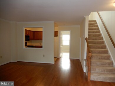 2528 Fairfax Dr unit B, Arlington, VA 22201 - photo 2