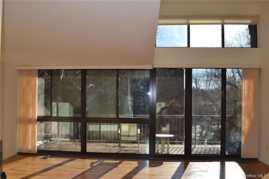 150 N Bedford Rd unit 2F, Chappaqua, NY 10514 - photo 5