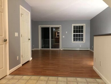 1029 S Mammoth Rd unit 31, Manchester, NH 03109 - photo 5