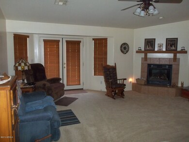GREAT ROOM WITH CORNER FIREPLACE