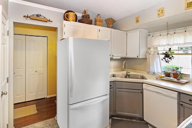 3638 Parfore Ct, Cincinnati, OH 45245 - photo 7