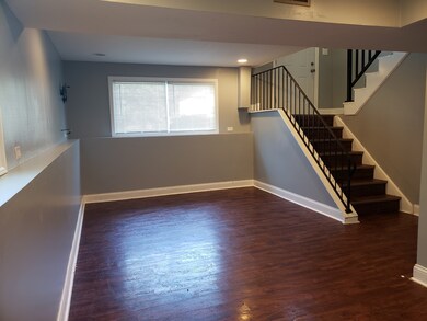 3553 Marseilles Ln, Hazel Crest, IL 60429 - photo 2