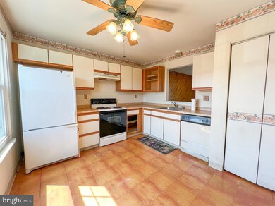 1125 Old Forge Rd, New Castle, DE 19720 - photo 4