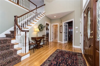 4 Camelot Ct, Cumberland, RI 02864 - photo 4