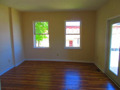 225 Jefferson Street 001