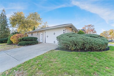 4396 University Pkwy, University Heights, OH 44118 - photo 4