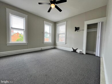 315 S 2nd St unit 2, Chambersburg, PA 17201 - photo 5