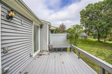 10 Walden Pond Dr, Nashua, NH 03064 - photo 4