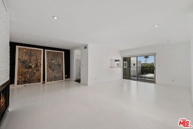 949 N Kings Rd unit 309, West Hollywood, CA 90069 - photo 3