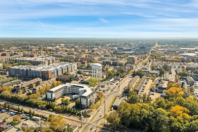 3-web-or-mls-430 W Glenn Ave 420-4