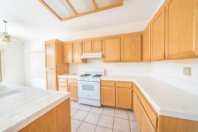 29753 Gracilior Dr, Escondido, CA 92026 - photo 6