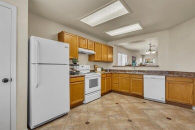 5743 E Flossmoor Cir, Mesa, AZ 85206 - photo 2