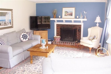 223 Plum Hollow Rd, East Falmouth, MA 02536 - photo 6