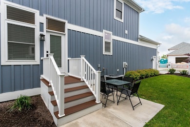 7-web-or-mls-245-cavelier-ave
