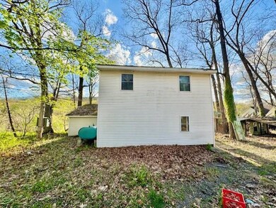 4727 3 Mile Ln, Walnutport, PA 18088 - photo 3