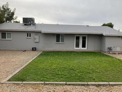 824 W Parkway Blvd, Tempe, AZ 85281 - photo 5