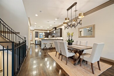 2413 Mcduffie St, Houston, TX 77019 - photo 2