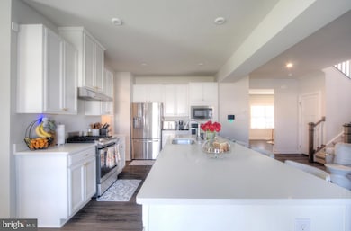 8 Eichmann Way, Woodstown, NJ 08098 - photo 4