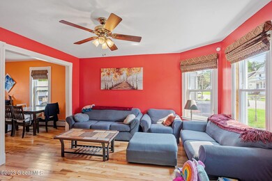 25-web-or-mls-15-marshall-ave