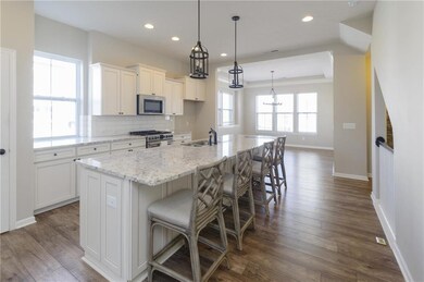 2nd Floor Kitchen: Good look into kitchen from the