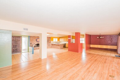 7549 living area