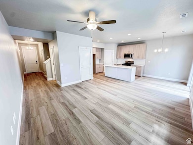 2787 W 2775 N unit 127, Plain City, UT 84404 - photo 5