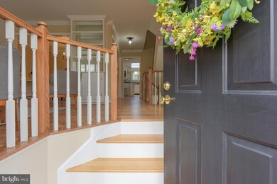 6835 Mclean Province Cir, Falls Church, VA 22043 - photo 2