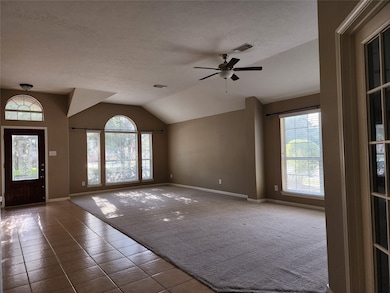 29718 N Legends Village Ln, Spring, TX 77386 - photo 5