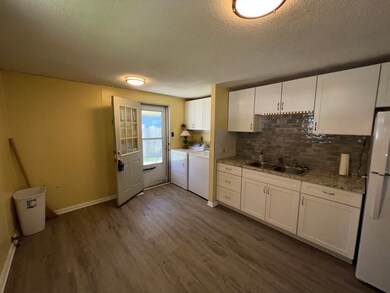 159 Sioux Ave, Carpentersville, IL 60110 - photo 4