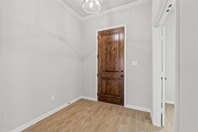 904 Montgomery St, Springtown, TX 76082 - photo 6