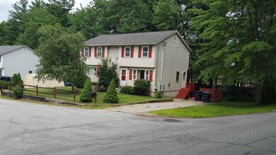 46 Townhouse Rd unit 48, Allenstown, NH 03275 - photo 3