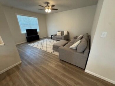 1909 F St, Schuyler, NE 68661 - photo 5