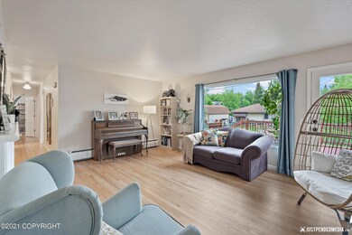 2503 Captain Cook Dr, Anchorage, AK 99517 - photo 4