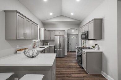 2122 Queen Ave N, Minneapolis, MN 55411 - photo 3