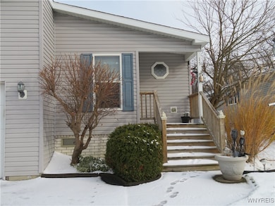 5455 Southwestern Blvd unit 15, Hamburg, NY 14075 - photo 3