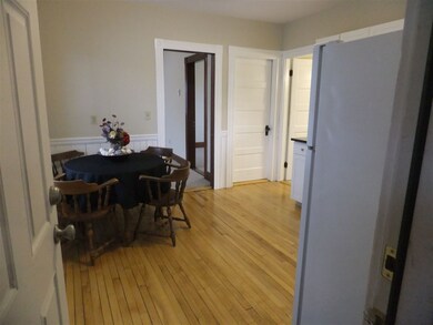 528 Howe St unit 1, Manchester, NH 03103 - photo 5