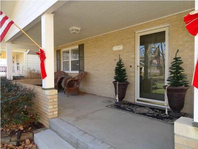 Covered Front Porch Entry