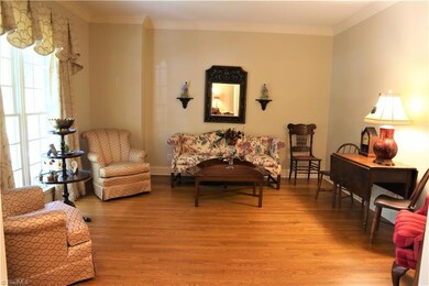 Former Living Room, which could also be used for second Den