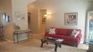 8511 Roseborough Rd, Louisville, KY 40228 - photo 7