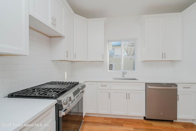 209 Nicholas Ave, Staten Island, NY 10302 - photo 5