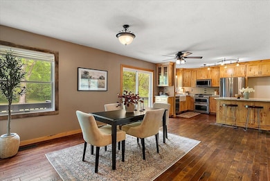 28-1710 215th ave-28