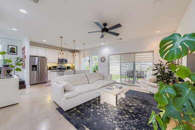 1213 Eleanor St unit B, Austin, TX 78721 - photo 3