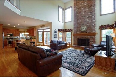 1027 Hodge Ln, Batavia, IL 60510 - photo 6